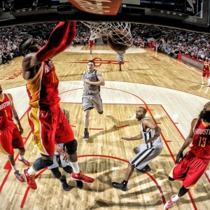 爱游戏官网_曼联狂轰26脚射门创赛季新高，进攻风暴却难掩锋线效率隐忧